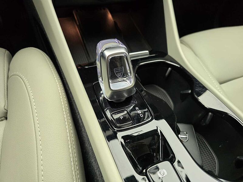 Volvo  Ultimate, B4 AWD 마일드 하이브리드, 가솔린, 브라이트