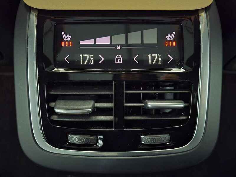 Volvo  Ultimate, B6 AWD 마일드 하이브리드, 가솔린, 브라이트, 7 좌석