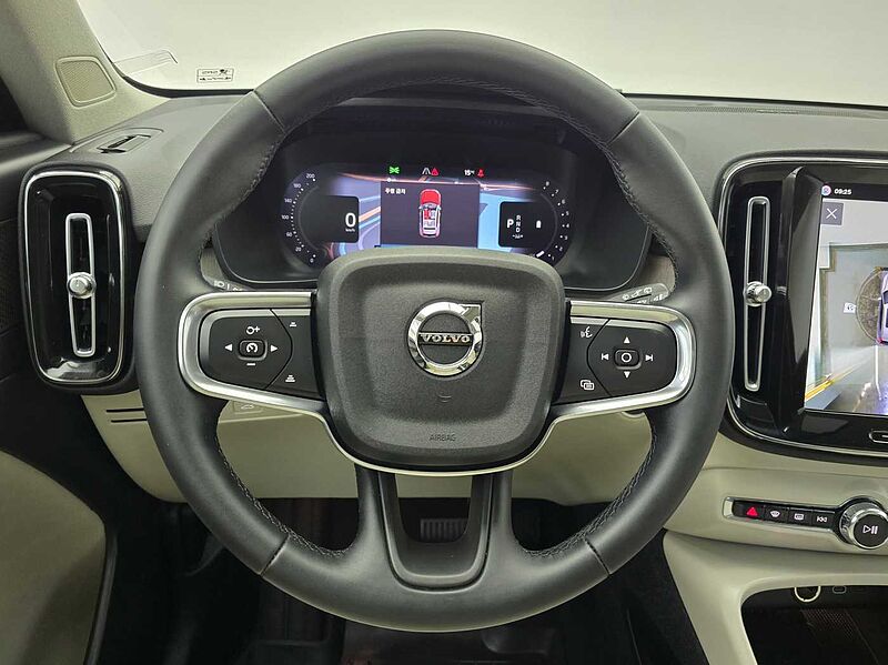 Volvo  Ultimate, B4 AWD mild hybrid, 가솔린, Bright