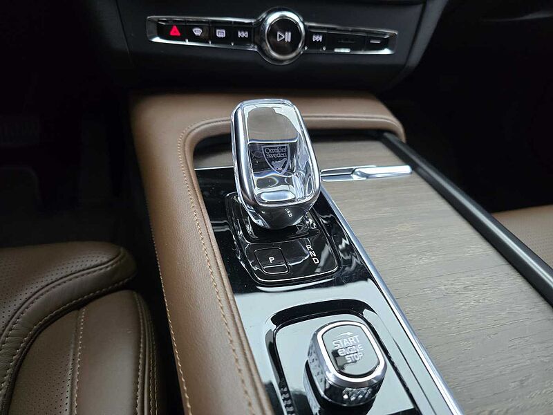 Volvo  Inscription, B5, 250hp/350Nm