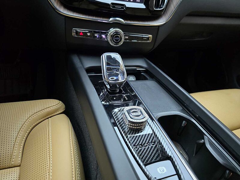 Volvo  Ultimate, B5 AWD 마일드 하이브리드, 가솔린, 브라이트