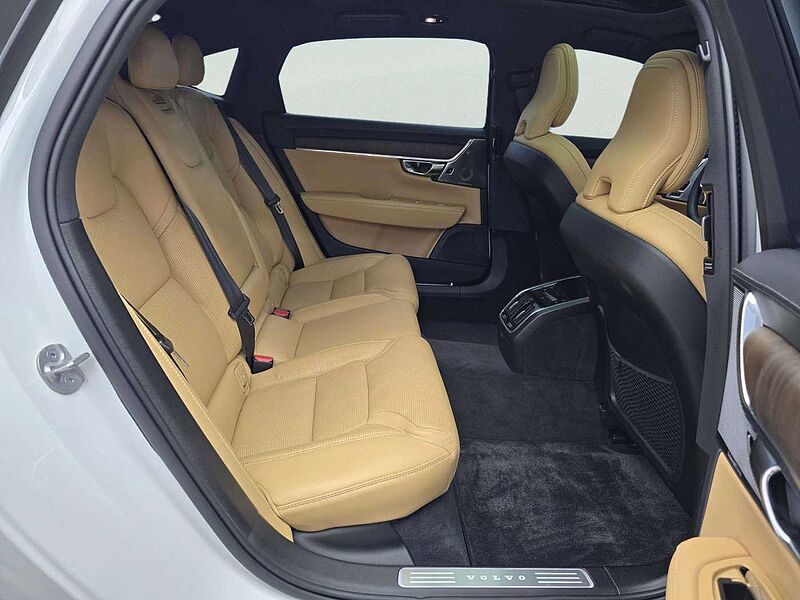 Volvo  Ultimate, B6 AWD 마일드 하이브리드, 가솔린, 브라이트