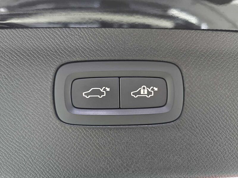 Volvo  Inscription, B6 AWD (300 hp) aut 5 seat, 분리된 7개의 좌석