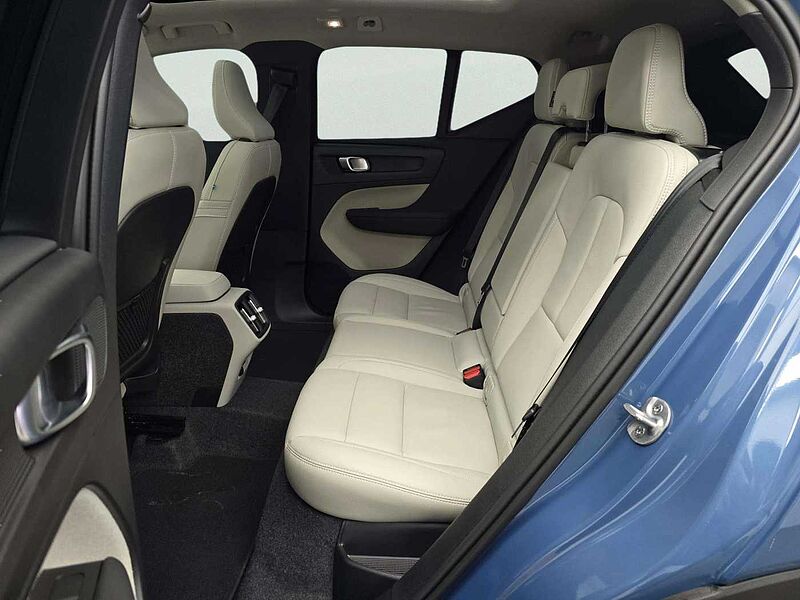 Volvo  Ultra, B4 AWD 마일드 하이브리드, 가솔린, 브라이트
