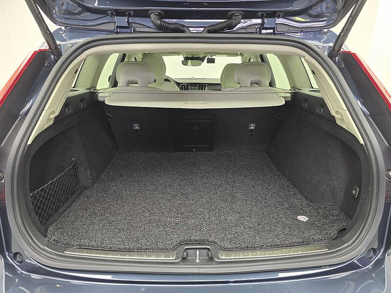 Volvo  Cross Country Pro, B5 AWD (250 hp) aut