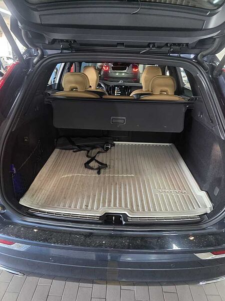 Volvo  Inscription, B5 AWD (250 hp) aut