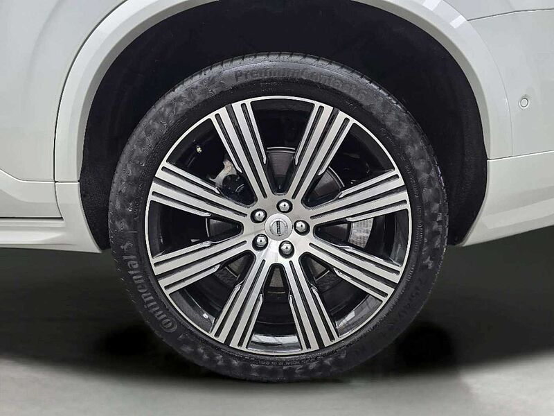 Volvo  Recharge Ultimate, T8 AWD plug-in hybrid, 전기/가솔린, Bright, 7 좌석