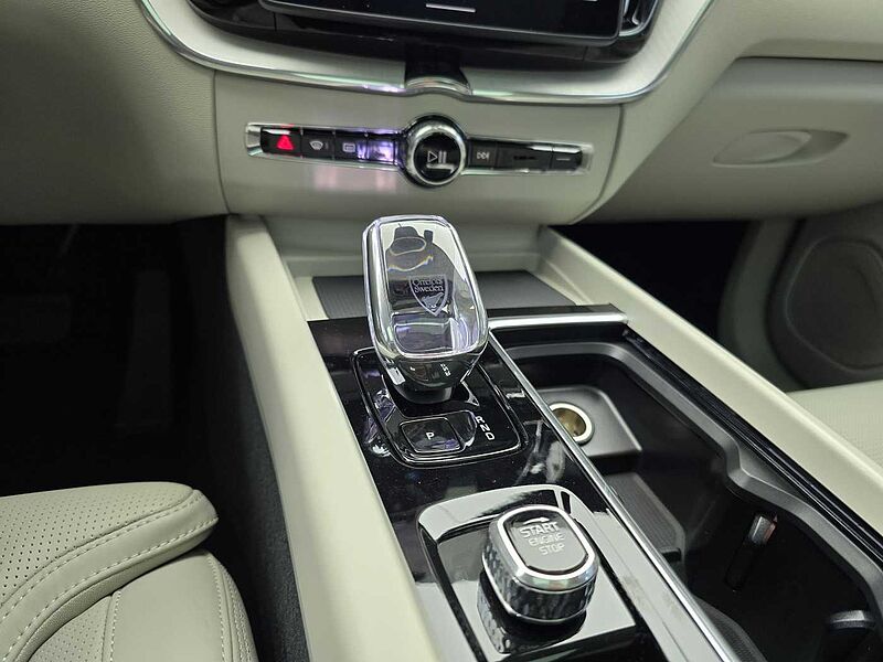 Volvo  Ultra, B5 AWD 마일드 하이브리드, 가솔린, 다크