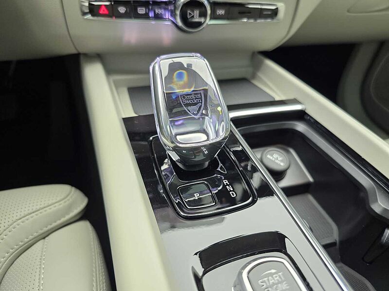 Volvo  Ultra, B5 AWD 마일드 하이브리드, 가솔린, 다크
