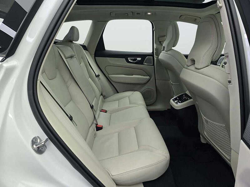 Volvo Ultra, B5 AWD 마일드 하이브리드, 가솔린, 다크