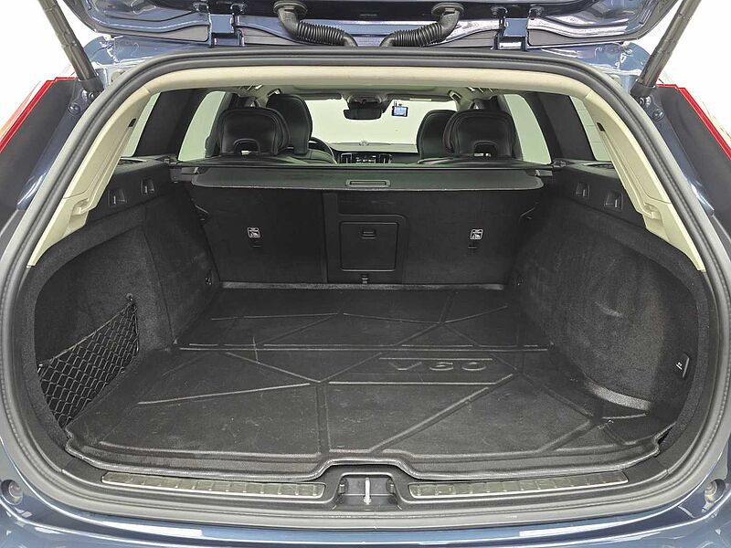 Volvo  Cross Country Pro, B5 AWD (250 hp) aut