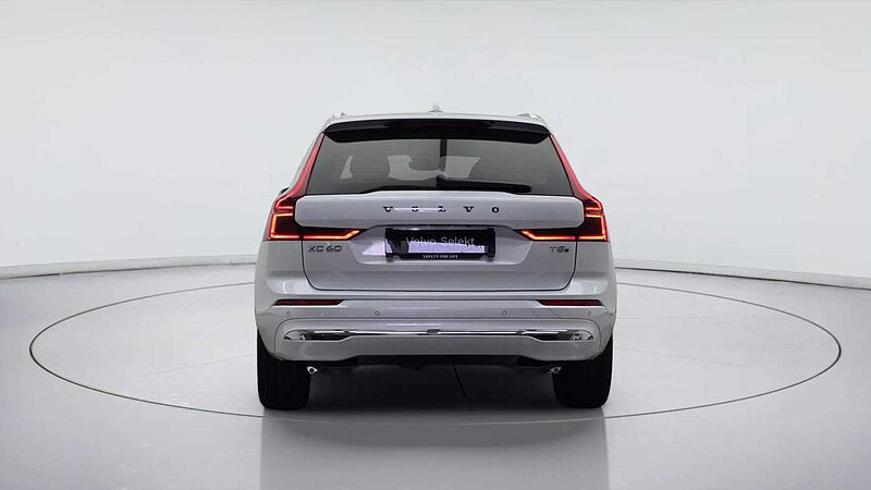Volvo Ultra, T8 AWD 플러그-인 하이브리드, 전기/가솔린, 브라이트