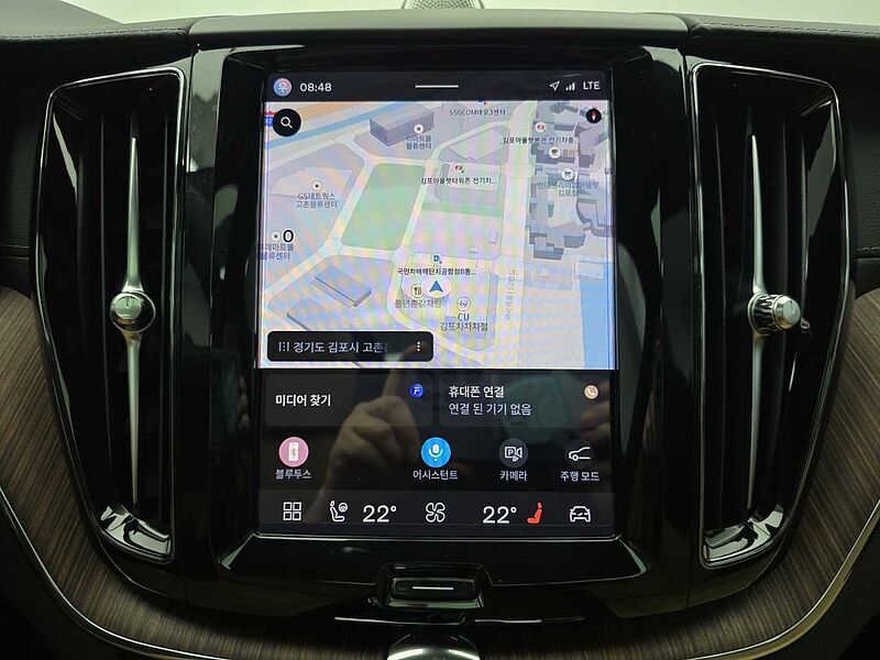 Volvo Ultimate, B5 AWD mild hybrid, 가솔린, Bright