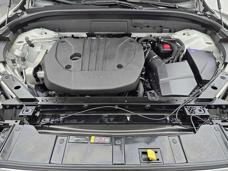 Volvo Ultimate, B5 AWD mild hybrid, 가솔린, Bright