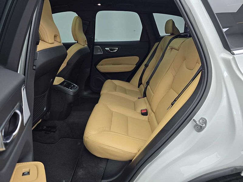 Volvo Ultimate, B5 AWD mild hybrid, 가솔린, Bright