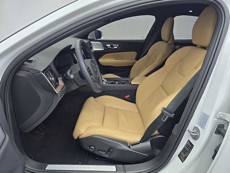 Volvo Ultimate, B5 mild hybrid, 가솔린, Bright