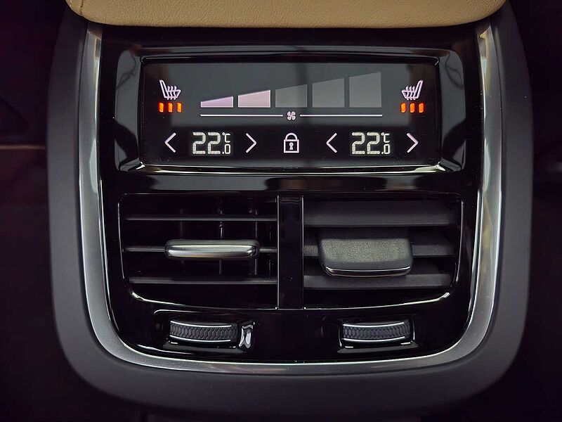 Volvo Ultimate, B5 mild hybrid, 가솔린, Bright