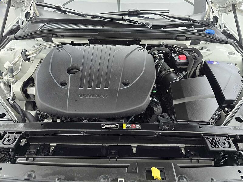 Volvo Ultimate, B5 mild hybrid, 가솔린, Bright
