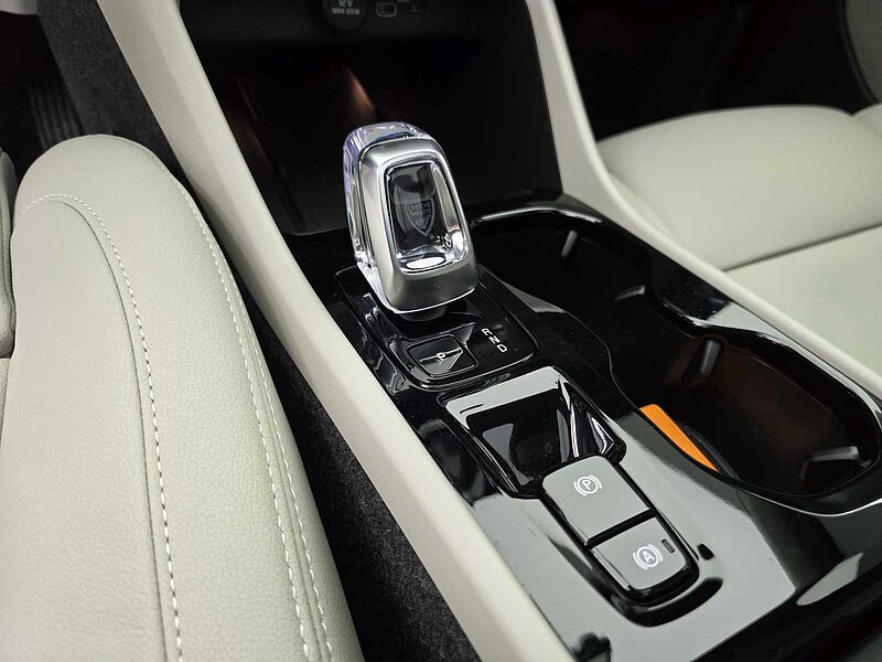 Volvo Ultra, B4 AWD 마일드 하이브리드, 가솔린, 브라이트