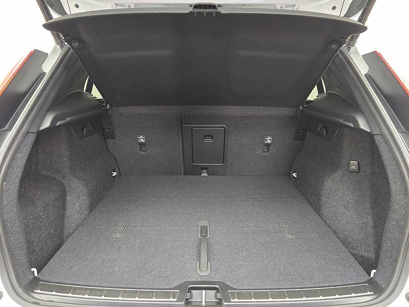 Volvo Ultra, B4 AWD 마일드 하이브리드, 가솔린, 브라이트