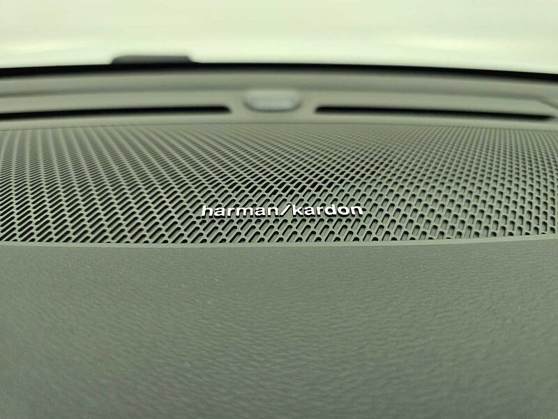 Volvo Ultra, B4 AWD 마일드 하이브리드, 가솔린, 브라이트