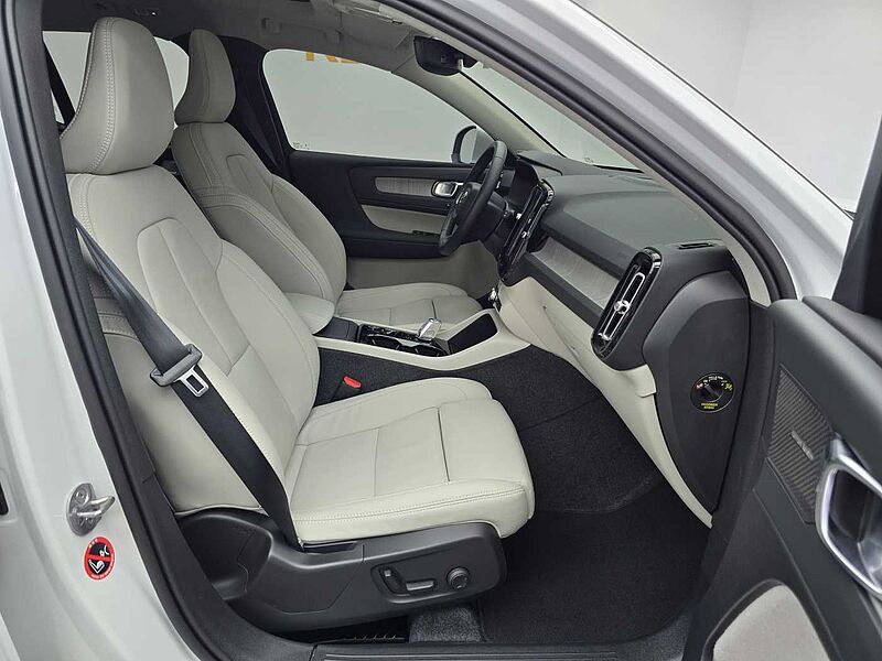Volvo Ultra, B4 AWD 마일드 하이브리드, 가솔린, 브라이트