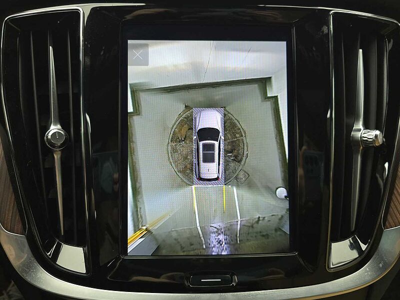 Volvo  Ultimate, B5 AWD mild hybrid, 가솔린