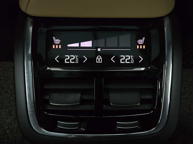 Volvo  Ultimate, B5 AWD mild hybrid, 가솔린