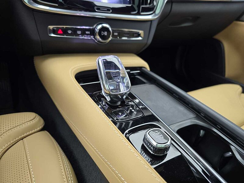 Volvo Ultra, B5 AWD 마일드 하이브리드, 가솔린, 브라이트