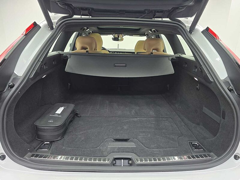 Volvo Ultra, B5 AWD 마일드 하이브리드, 가솔린, 브라이트