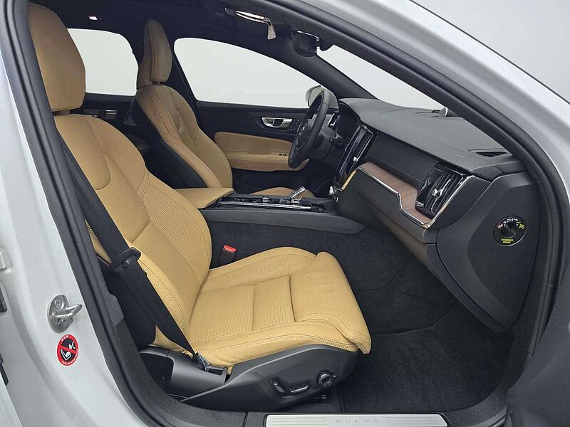 Volvo Ultimate, B5 AWD 마일드 하이브리드, 가솔린, 브라이트