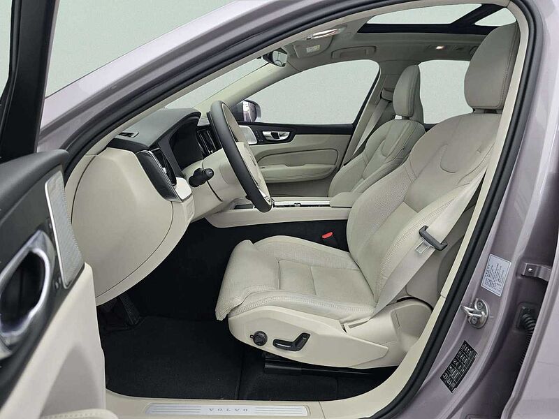 Volvo  Ultra, T8 AWD 플러그-인 하이브리드, 전기/가솔린, 브라이트