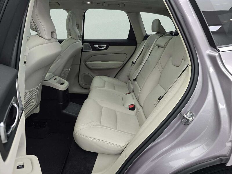 Volvo  Ultra, T8 AWD 플러그-인 하이브리드, 전기/가솔린, 브라이트