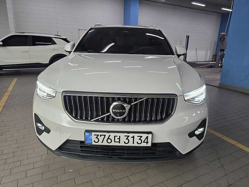 Volvo  Ultimate, B4 AWD mild hybrid, 가솔린, Bright