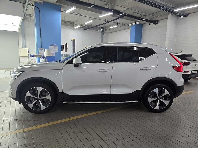 Volvo  Ultimate, B4 AWD mild hybrid, 가솔린, Bright