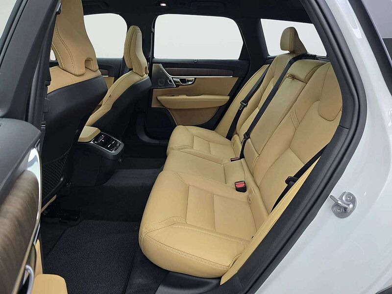 Volvo  Ultra, B5 AWD 마일드 하이브리드, 가솔린, 브라이트