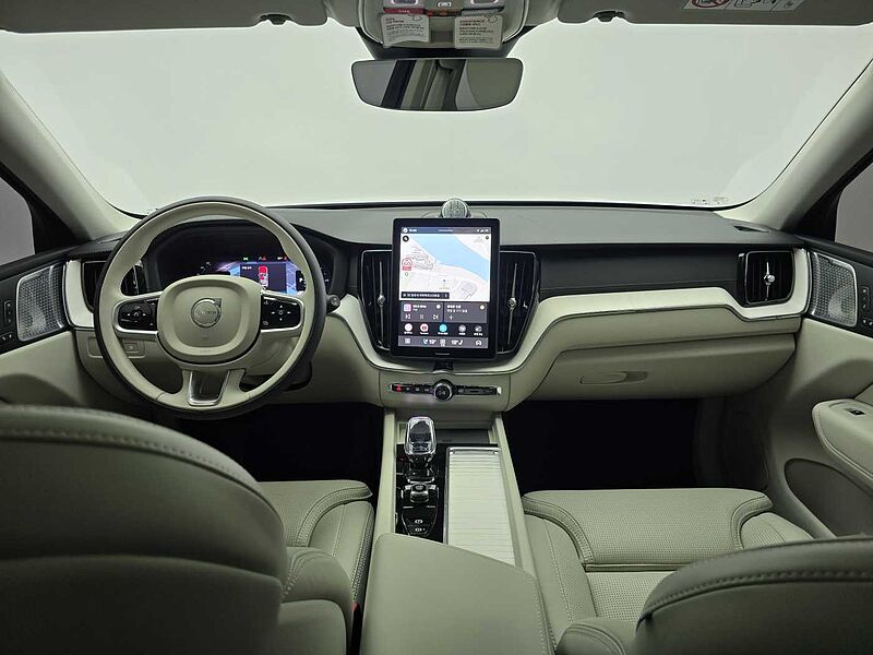 Volvo  Ultra, T8 AWD 플러그-인 하이브리드, 전기/가솔린, 브라이트