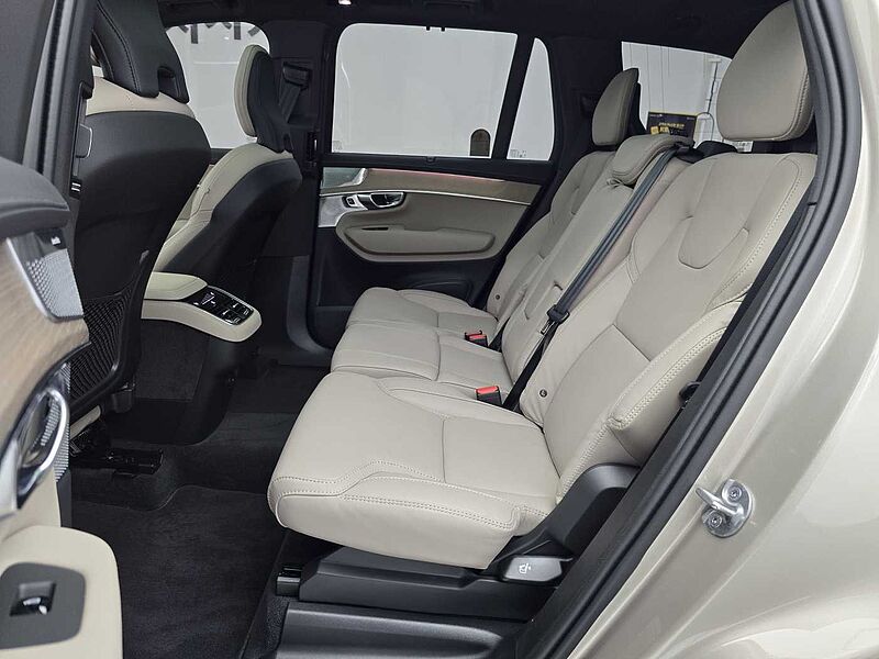 Volvo  B6 AWD Ultra Bright