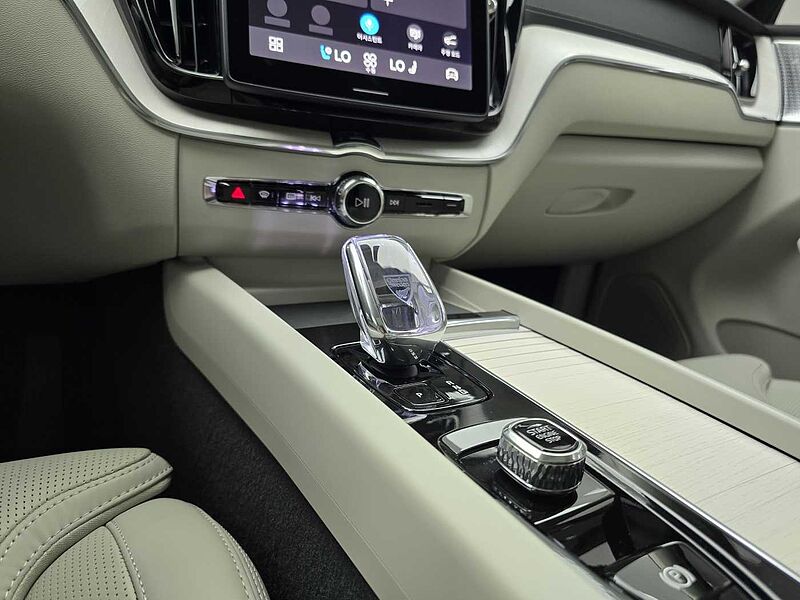 Volvo  Ultra, B5 AWD 마일드 하이브리드, 가솔린, 브라이트