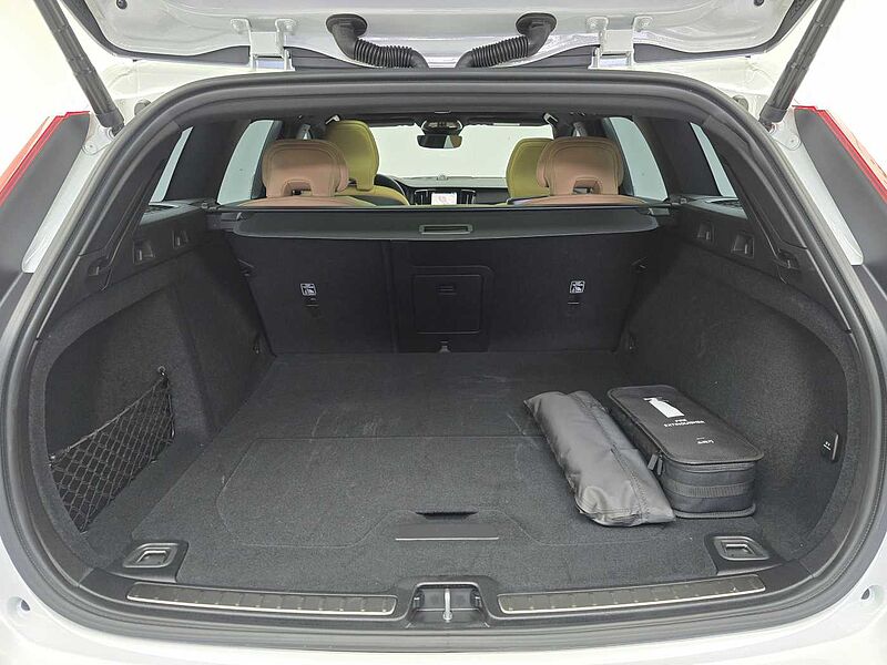 Volvo Ultra, B5 AWD 마일드 하이브리드, 가솔린, 브라이트