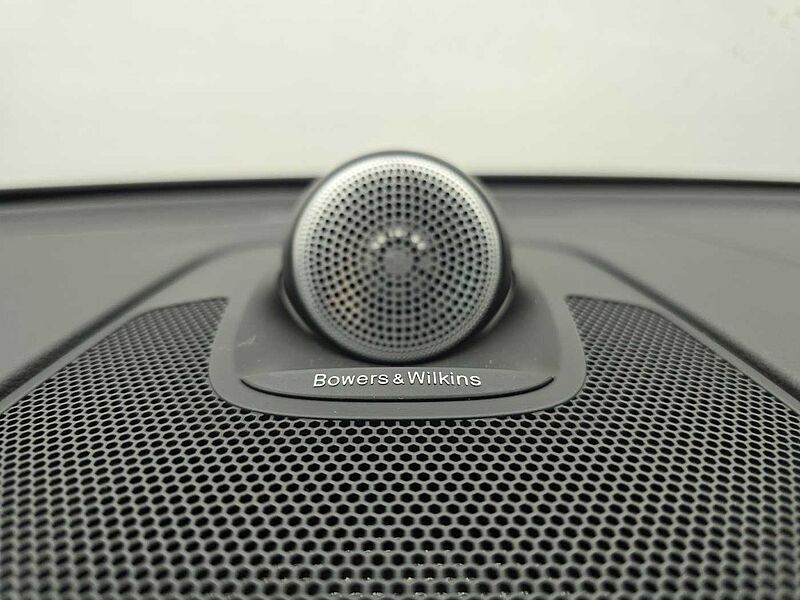 Volvo Ultimate, B5 AWD mild hybrid, 가솔린, Bright