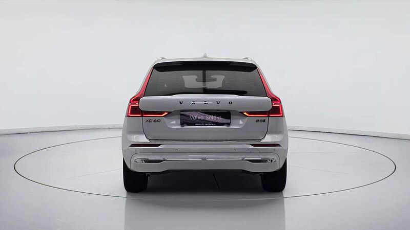 Volvo Ultimate, B5 AWD mild hybrid, 가솔린, Bright
