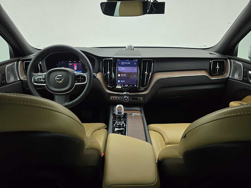 Volvo Ultimate, B5 AWD mild hybrid, 가솔린, Bright