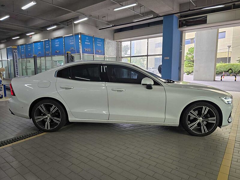 Volvo  Inscription, B5 mild hybrid