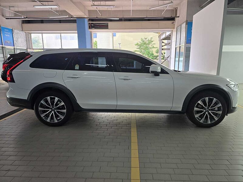 Volvo  Ultra, B5 AWD 마일드 하이브리드, 가솔린, 브라이트