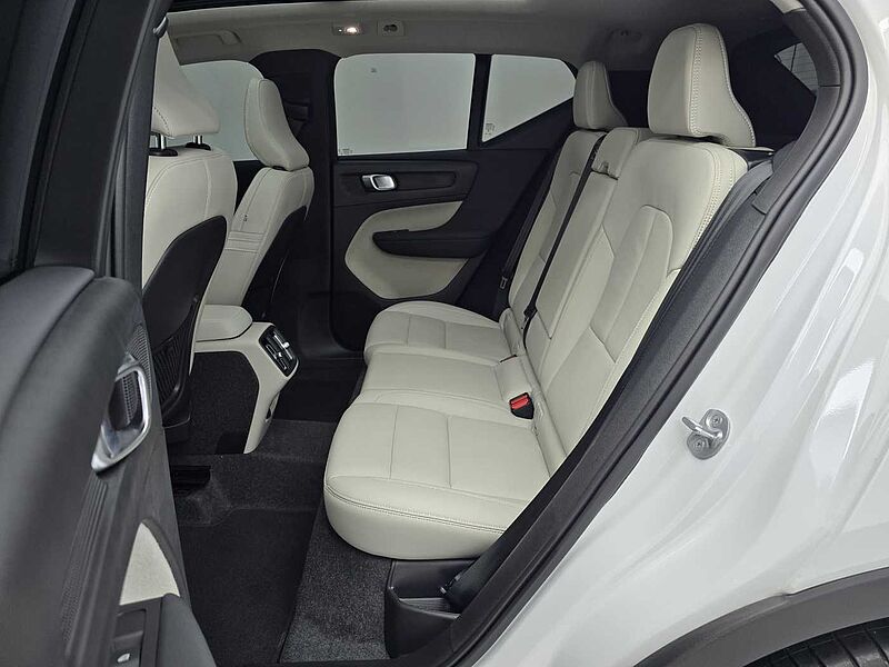 Volvo Ultra, B4 AWD 마일드 하이브리드, 가솔린, 브라이트