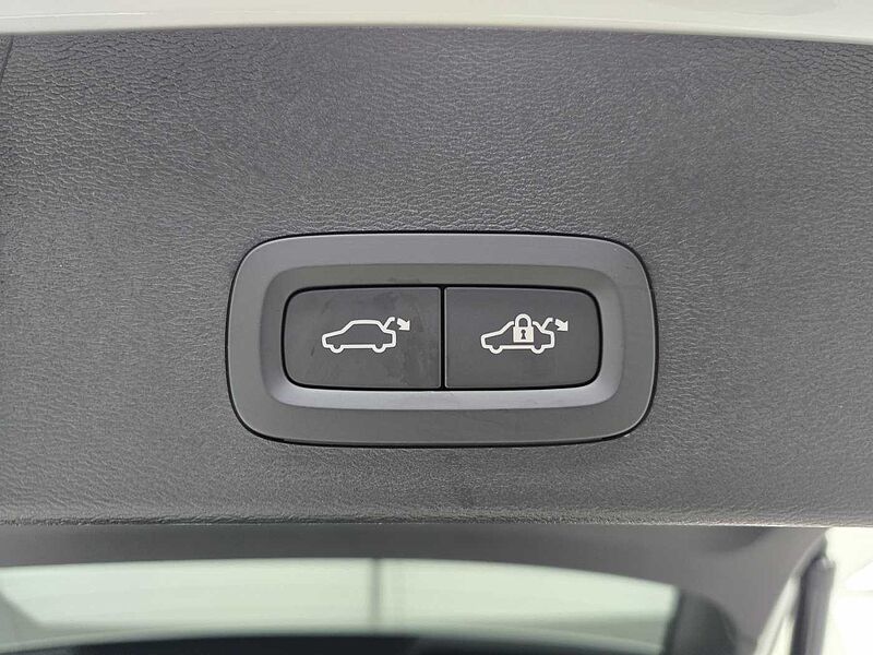 Volvo Ultra, B4 AWD 마일드 하이브리드, 가솔린, 브라이트