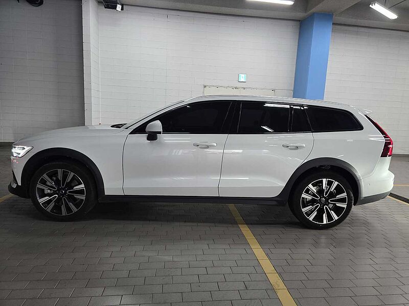 Volvo  Ultra, B5 AWD 마일드 하이브리드, 가솔린, 브라이트