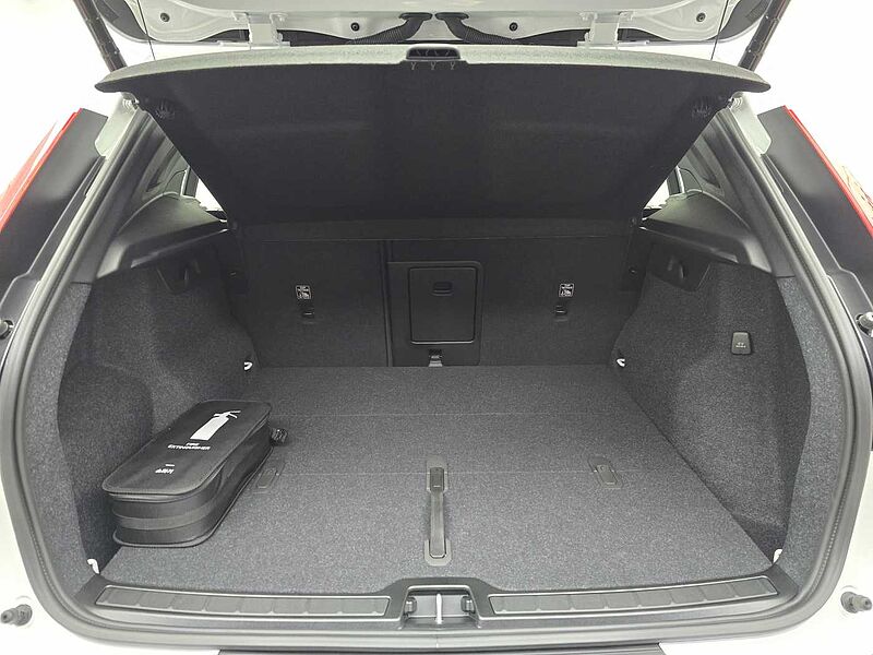 Volvo Ultra, B4 AWD 마일드 하이브리드, 가솔린, 브라이트
