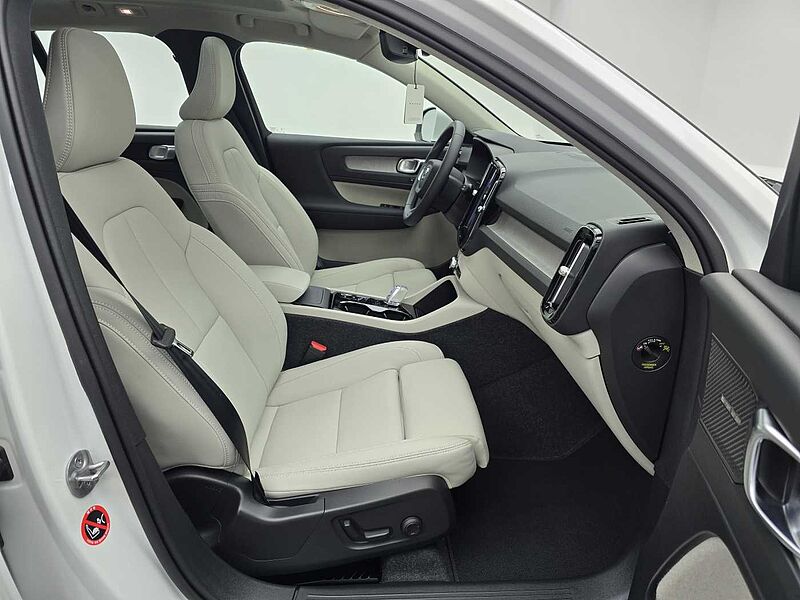 Volvo Ultra, B4 AWD 마일드 하이브리드, 가솔린, 브라이트